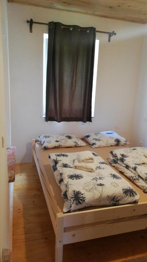 Gostel Koprivnik Pri Kocevju, Kocevski Rog エクステリア 写真