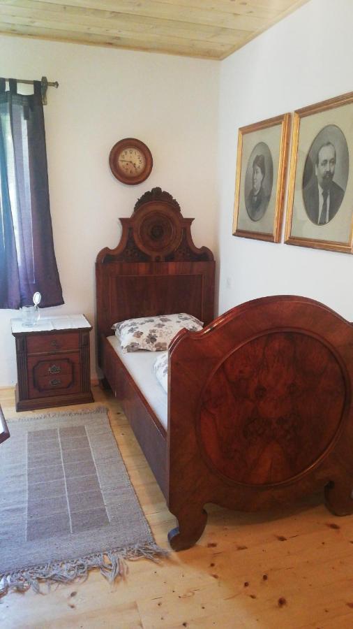 Gostel Koprivnik Pri Kocevju, Kocevski Rog エクステリア 写真